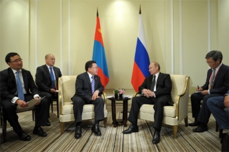 Ерөнхийлөгч Ц.Элбэгдорж В.Путинтай уулзлаа